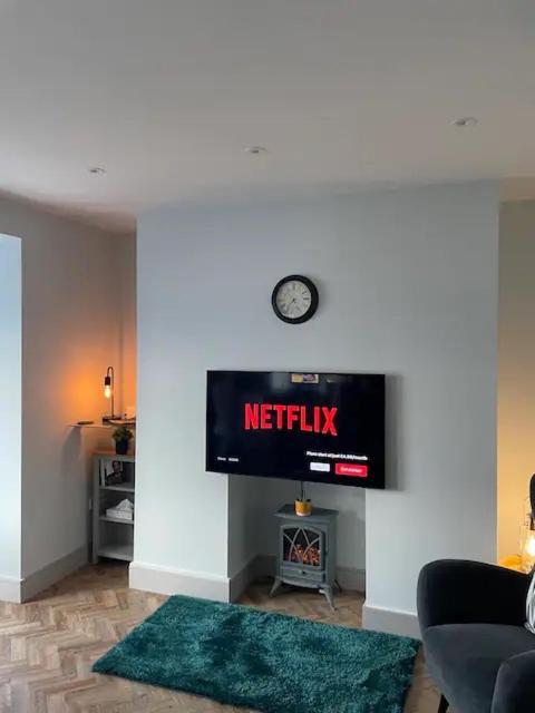 Superb 2 Bedroom Sea View Flat Scarborough Ngoại thất bức ảnh